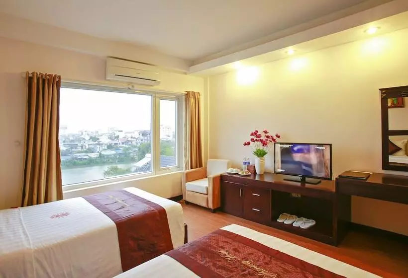 Hue Serene Shining Hotel & Spa