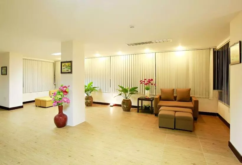 Hue Serene Shining Hotel & Spa