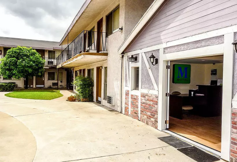 M Motel
