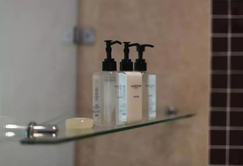پانسیون Amanzi Island Boutique