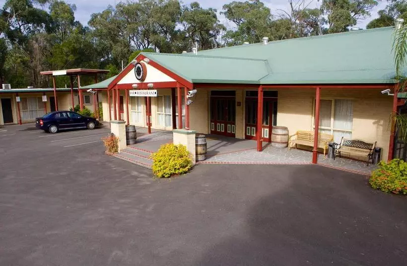 Sanctuary House Resort Motel