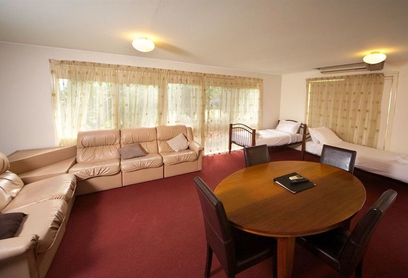 Sanctuary House Resort Motel