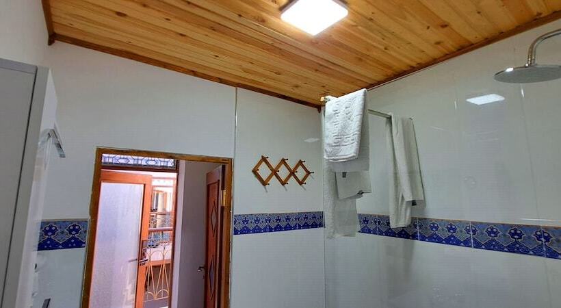 הוסטל Ansi Boutique W&s Terrace