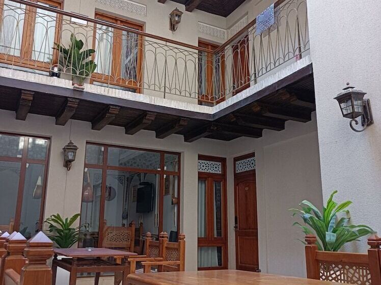 הוסטל Ansi Boutique W&s Terrace