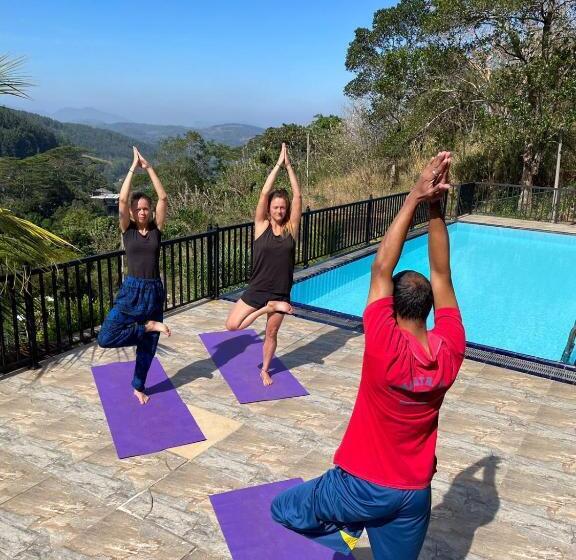 مبيت وإفطار The Grand Hills