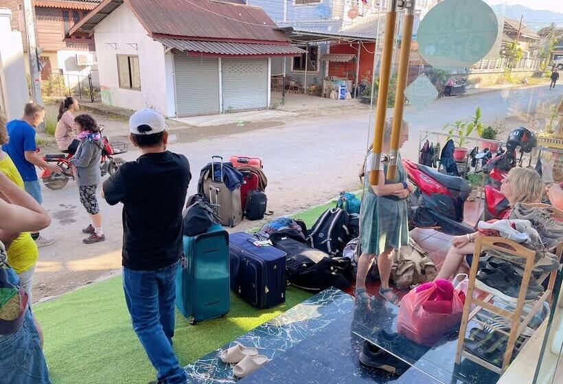 酒店 Downtown Vang Vieng