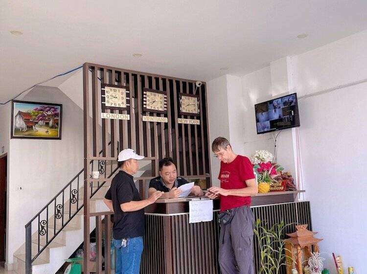 酒店 Downtown Vang Vieng