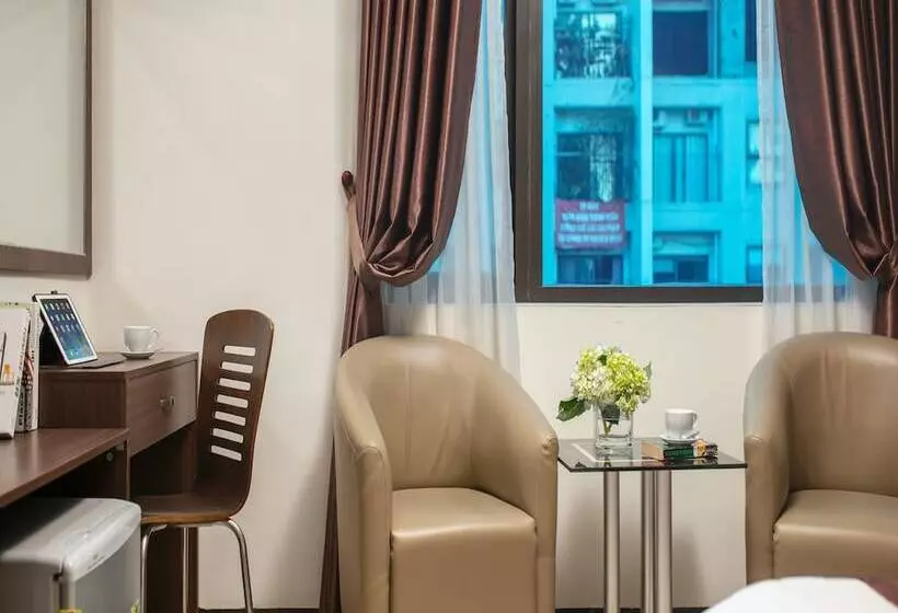 Quang Chung Hotel Le Van Thiem