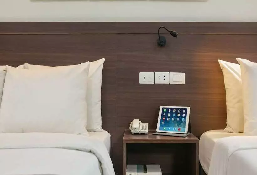 Quang Chung Hotel Le Van Thiem