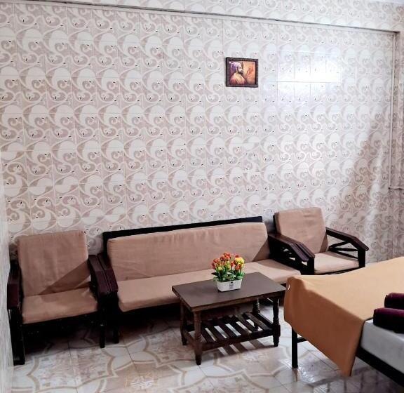 Hotel Swizel S Stays