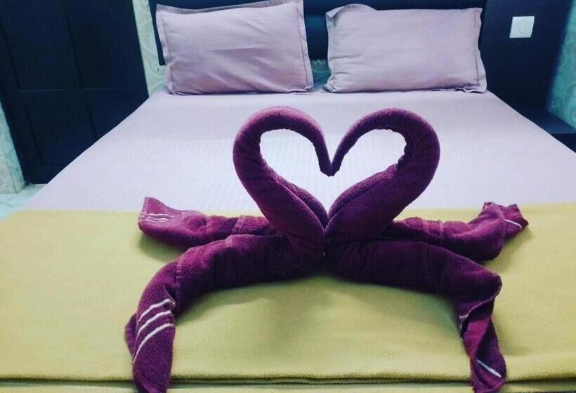 Hotel Swizel S Stays