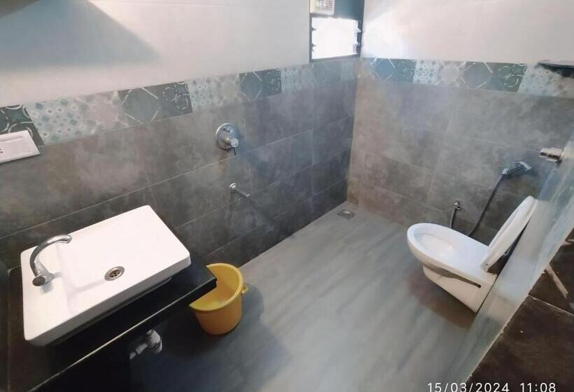 Hotel Swizel S Stays