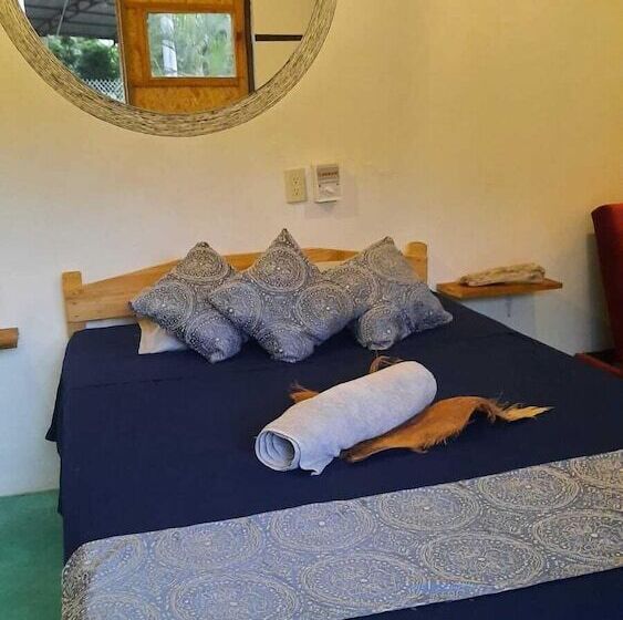 پانسیون Casa Malayah