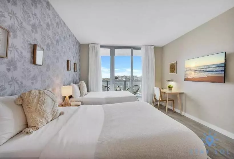 Retkeilymaja Spectacular View With Balcony, Pool, Near Beach