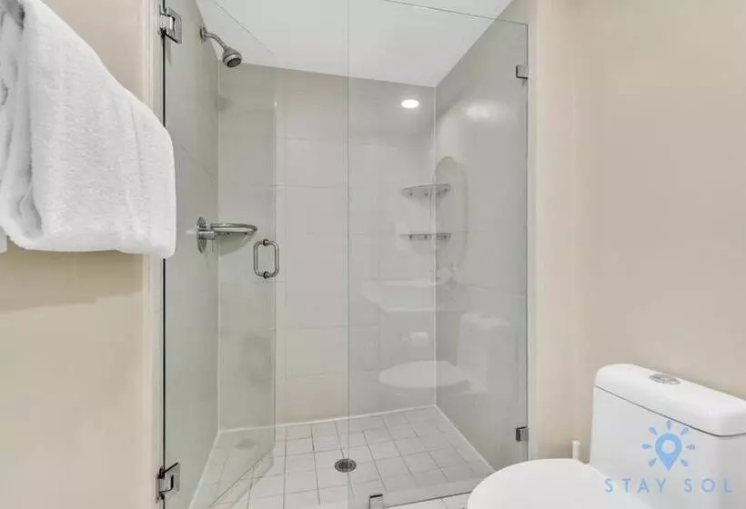 Retkeilymaja Spectacular View With Balcony, Pool, Near Beach