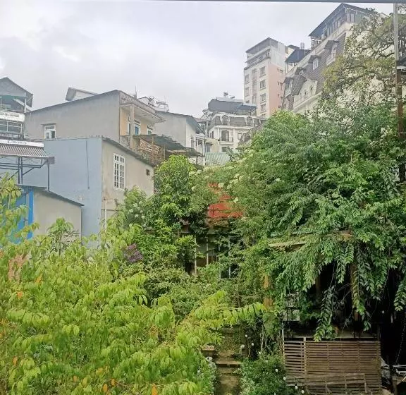 Hotelli Hostel Inn Dalat