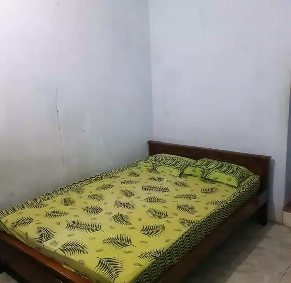 Hotel a Capsule Griya Syar I