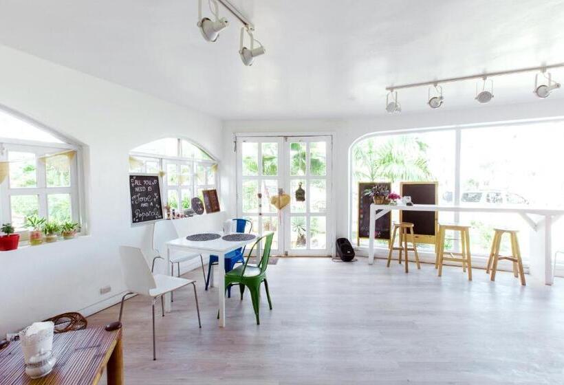 هتل Grand Caribe Beach Club And Spa Playa Los Corales