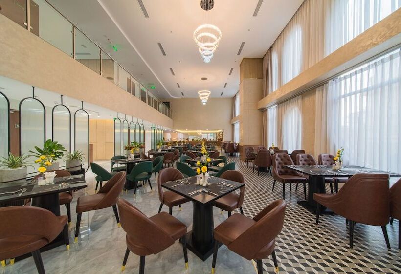 هتل Grand Tourane Nha Trang