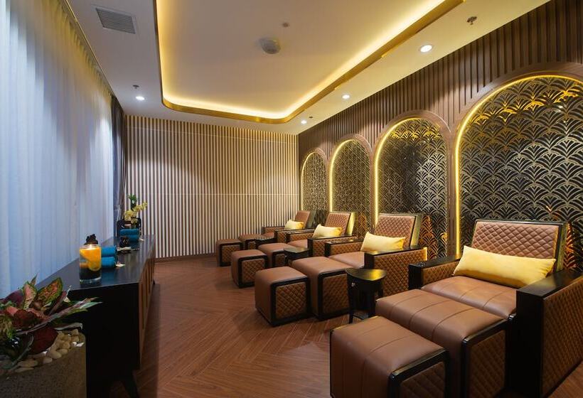 هتل Grand Tourane Nha Trang