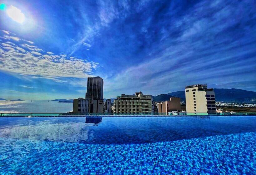 هتل Grand Tourane Nha Trang