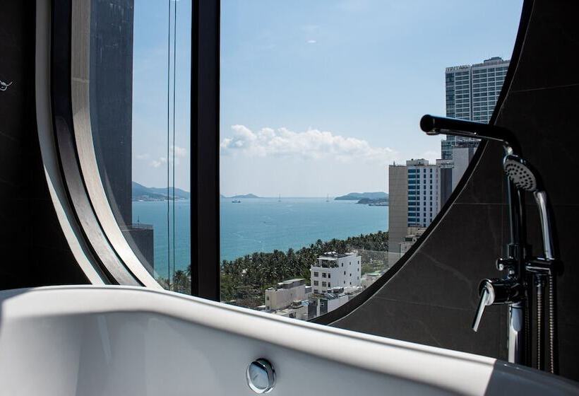 هتل Grand Tourane Nha Trang