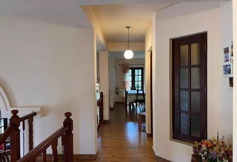 Majatalo Lakeside Garden Bungalow 湖畔花园山居