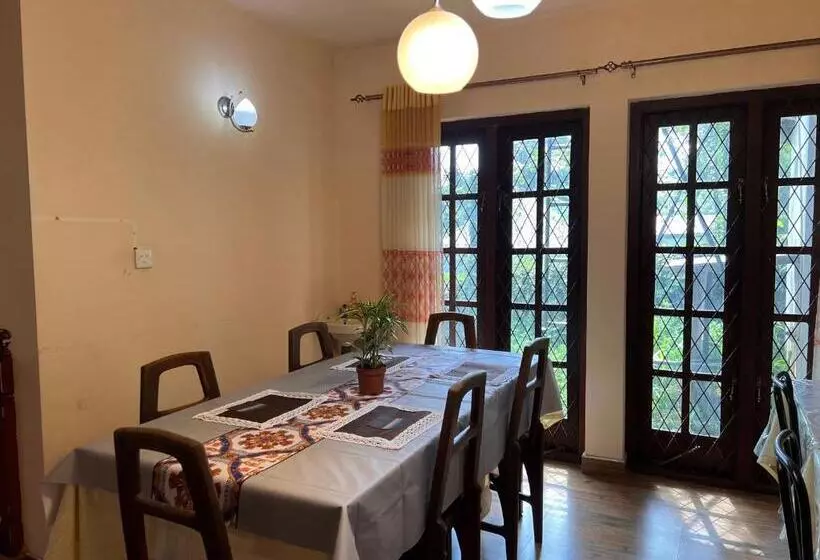 Majatalo Lakeside Garden Bungalow 湖畔花园山居