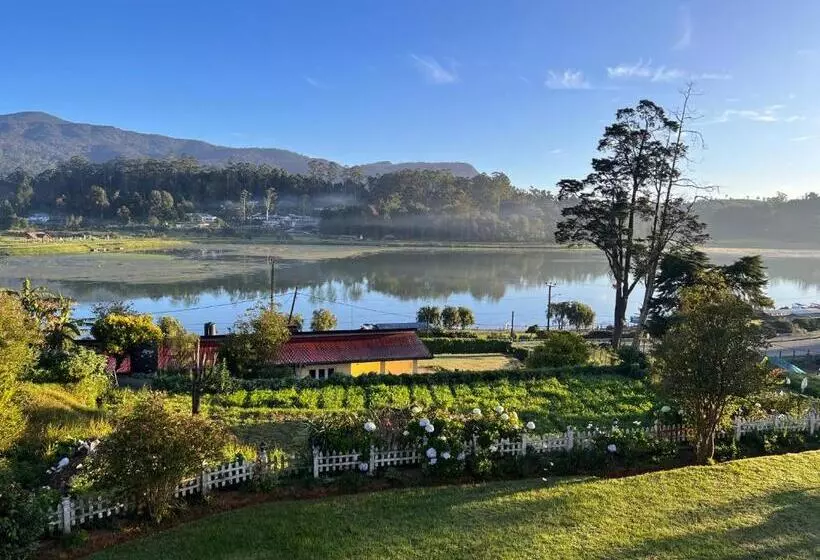 Majatalo Lakeside Garden Bungalow 湖畔花园山居