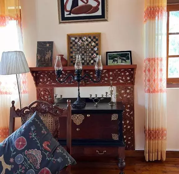 Majatalo Lakeside Garden Bungalow 湖畔花园山居