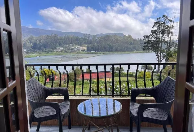 Majatalo Lakeside Garden Bungalow 湖畔花园山居