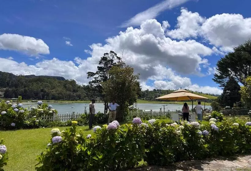 Majatalo Lakeside Garden Bungalow 湖畔花园山居