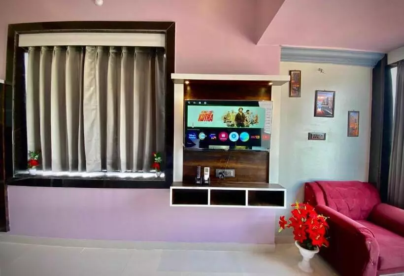 R M Resort   Luxury Rooms With Pool