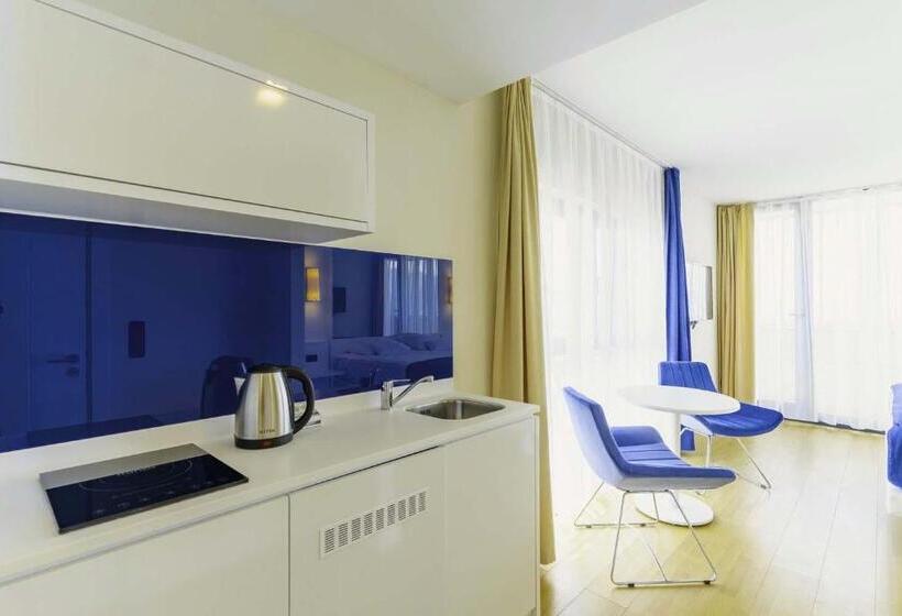 Elegance Sea View Aparthotel In Orbi City Batumi
