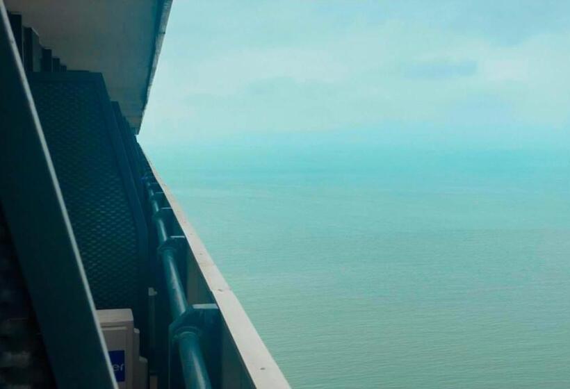 Elegance Sea View Aparthotel In Orbi City Batumi