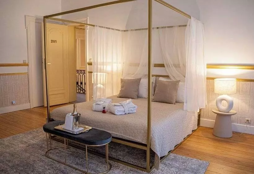 تختخواب و صبحانه De Maître De Vaughan