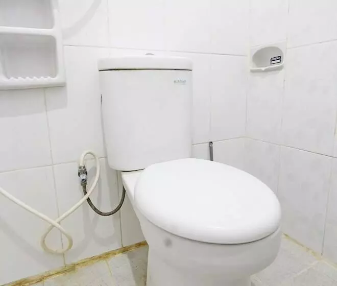 ホテル Oyo 91516 Wisata