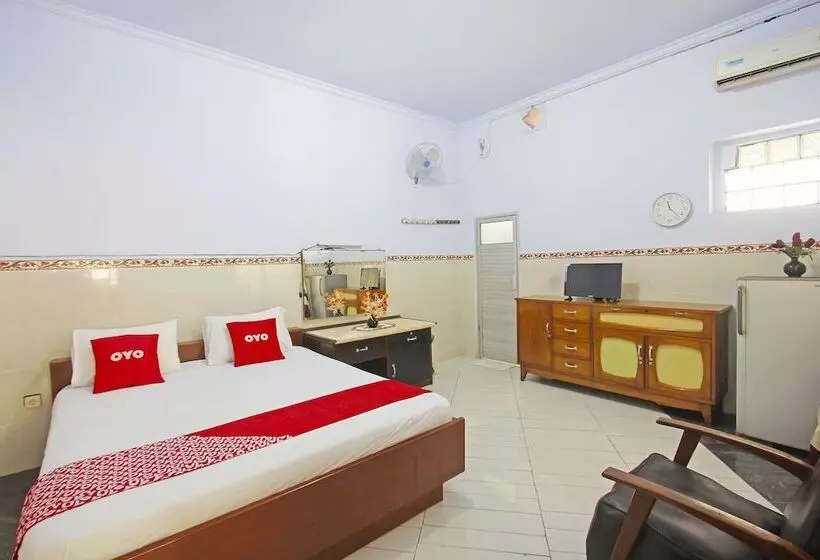 ホテル Oyo 91516 Wisata