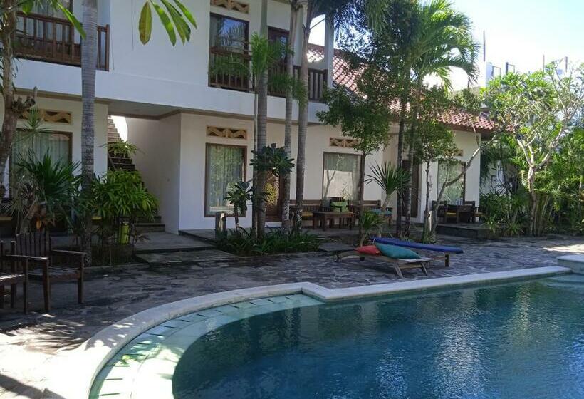 Family House Hotel Kuta