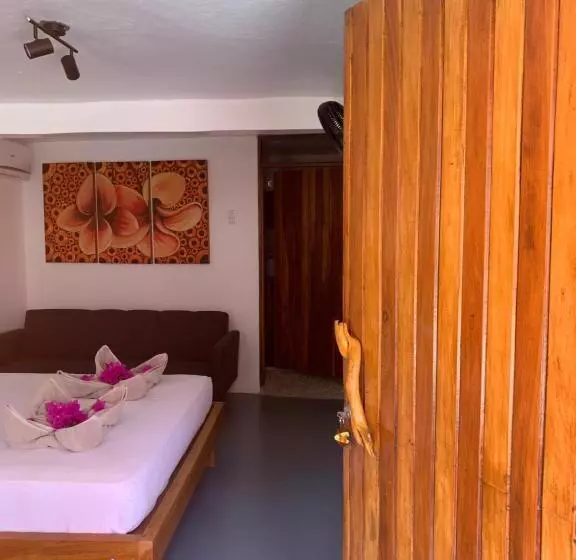 هتل Beach Front Bahia