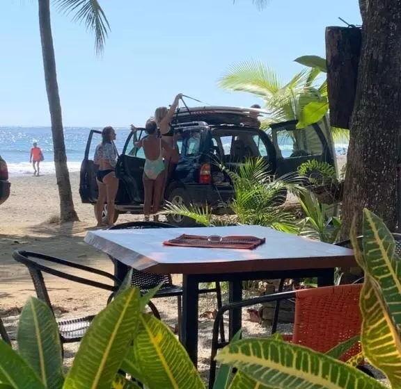 هتل Beach Front Bahia