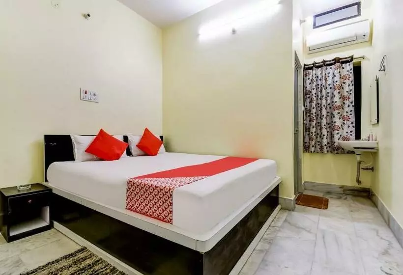 Hotel Basera