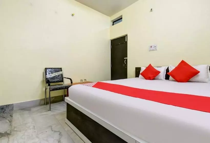 Hotel Basera