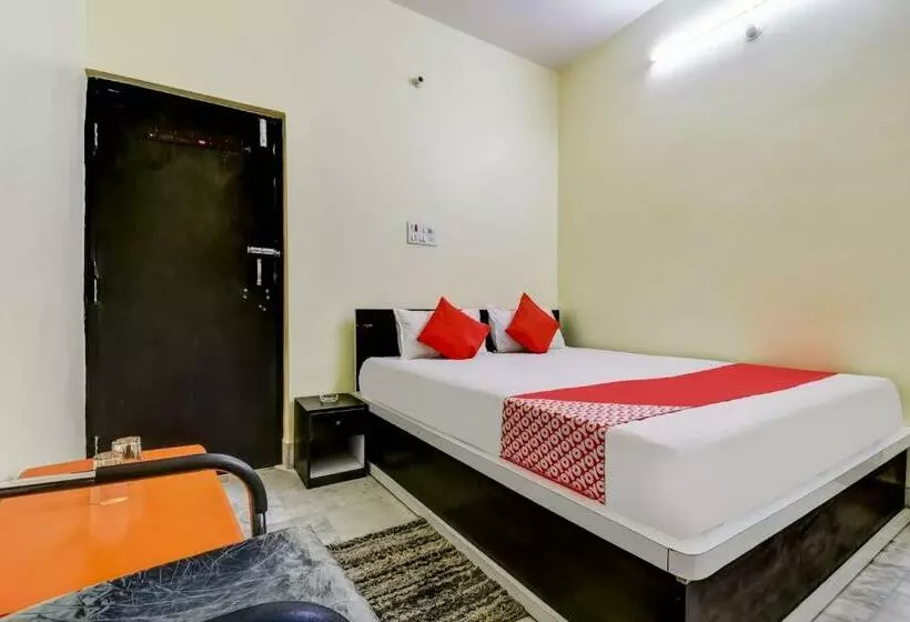 Hotel Basera