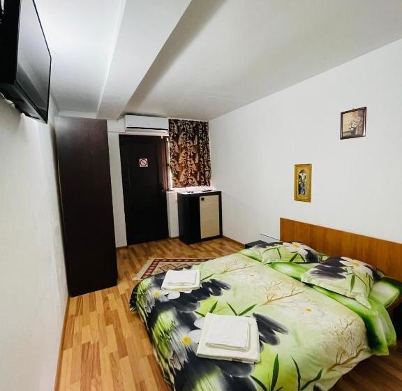 پانسیون Casa Camelia