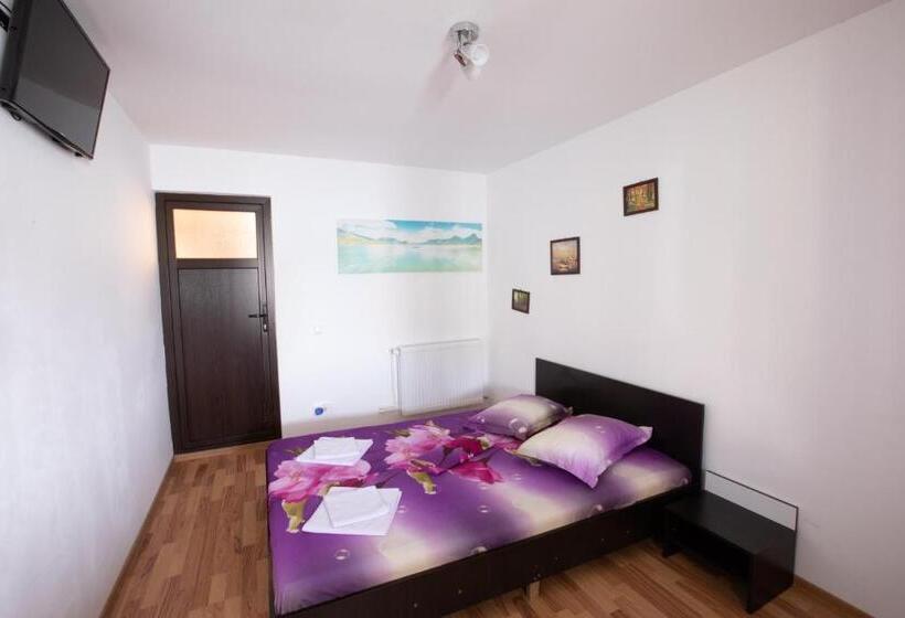 پانسیون Casa Camelia