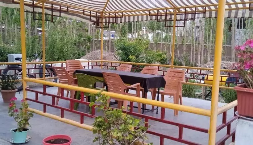 پانسیون Chandan Guest House