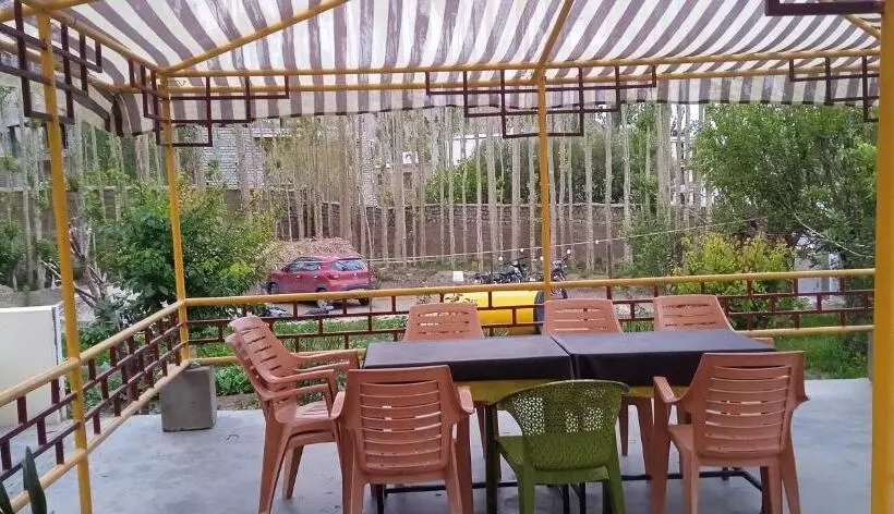 پانسیون Chandan Guest House