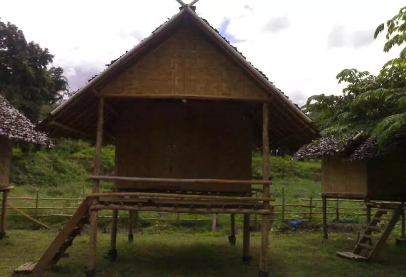 Majatalo Twin Hut