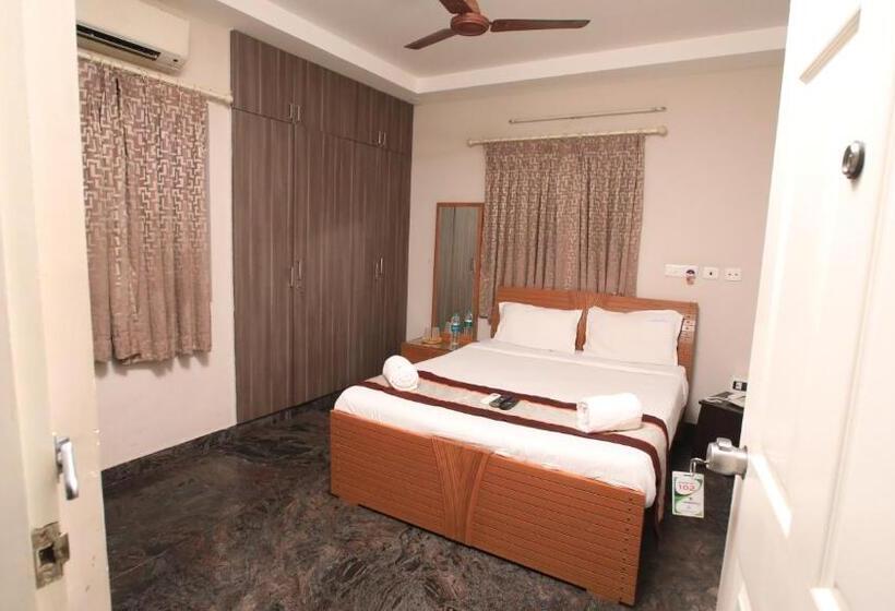 R Hotels Rithikha Inn Porur